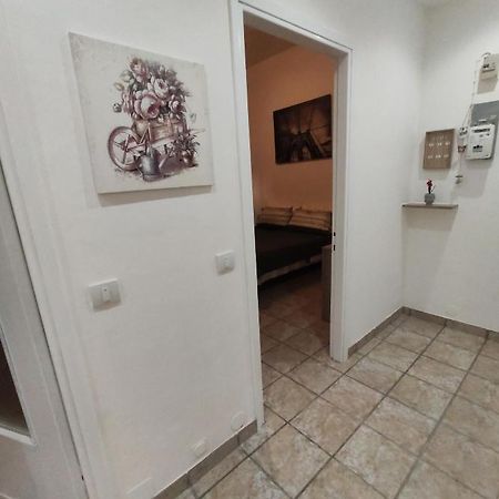 Appartamento C&Y Colombo Новара Экстерьер фото