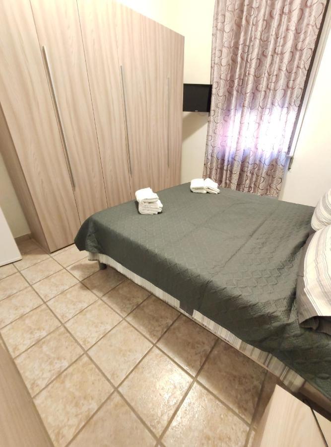 Appartamento C&Y Colombo Новара Экстерьер фото