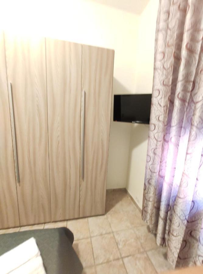 Appartamento C&Y Colombo Новара Экстерьер фото